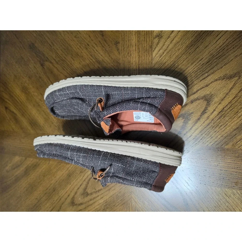 Hey Dude Wally Plaid Brown Orange Mens Slip On Loafers 40402-255 Size 11